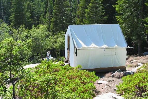 Bearpaw Meadow Backpackers Campground
