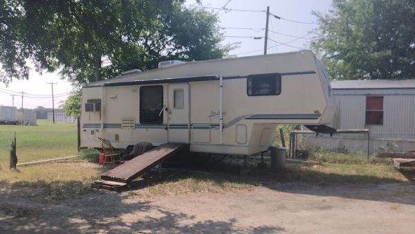 OASIS DQ RV PARK