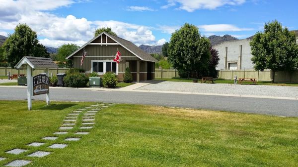 River Oaks RV Park