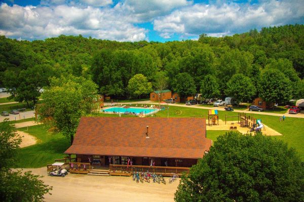 Hidden Bluffs Resort