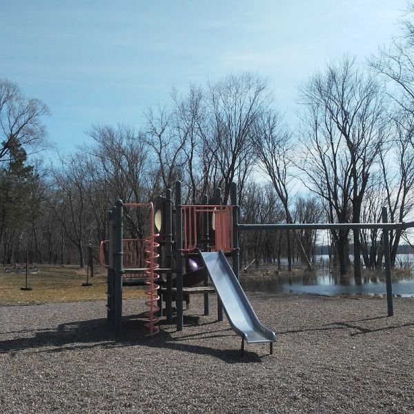 BLANDING LANDING