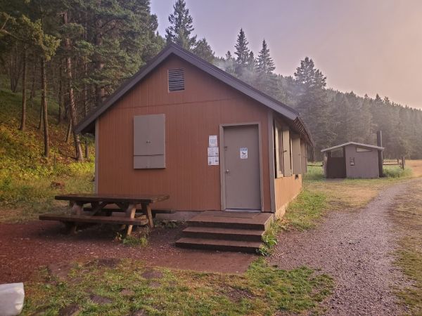 DRY WOLF CABIN