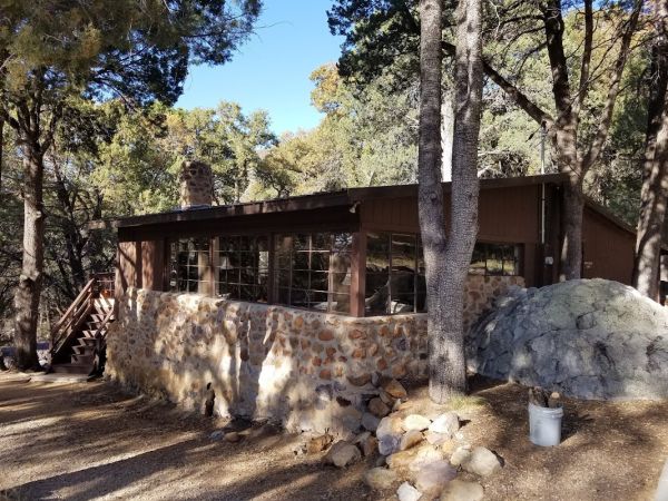 KENT SPRINGS CABIN