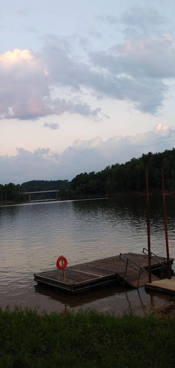 KEOWEE PARK SHELTER