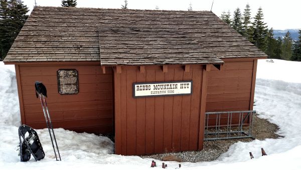 ROBBS HUT