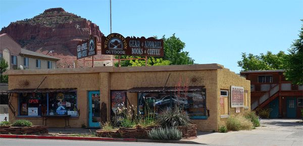 Clay Flat Kiosk
