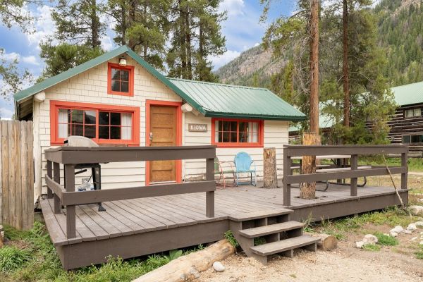 Off Cow Camp Cabin