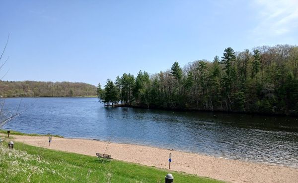 Glen Hills Park - Picnic Area Campground